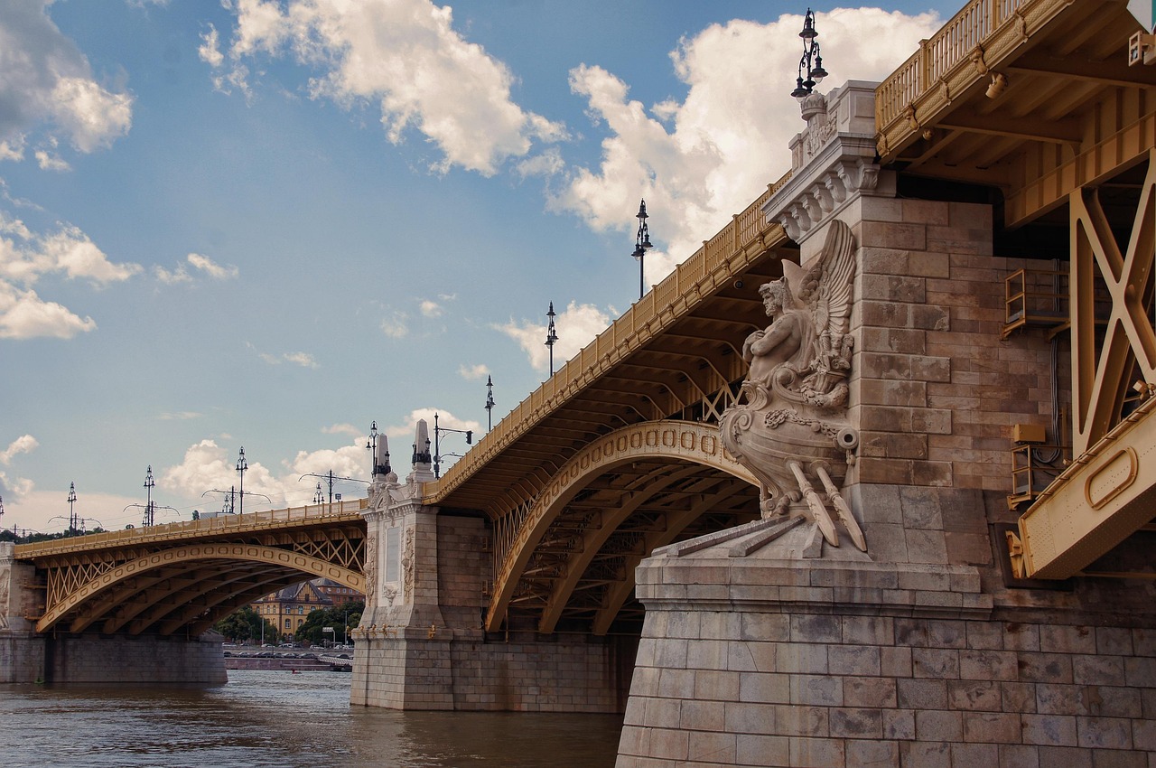 Margaret Bridge